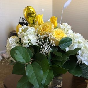 Meet your Posher, Elia